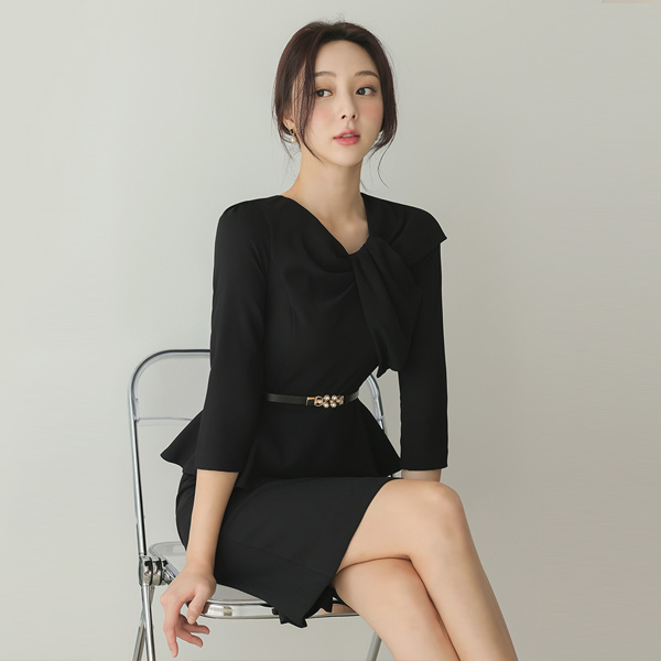 Lady Unbalance Ribbon Shoulder Peplum Dress