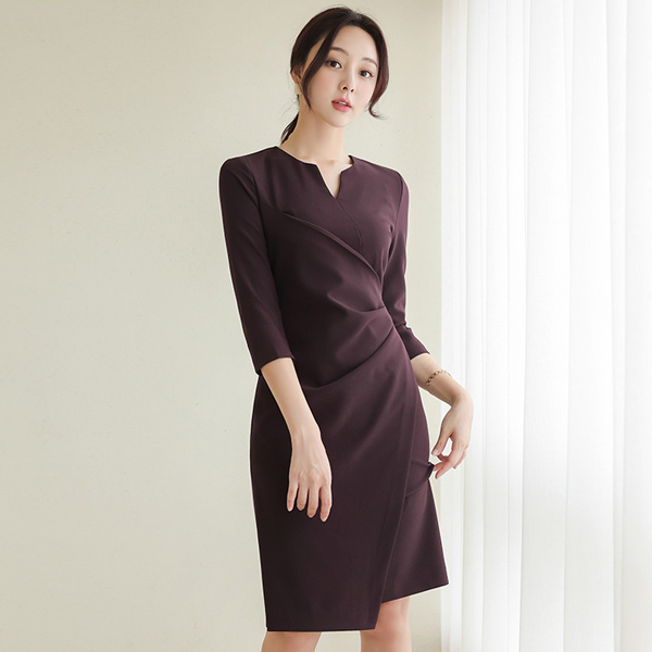 Unbalance Shirring v Slit-Neck Span Dress