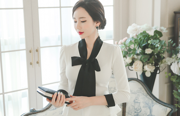 Black&White Scarf Peplum Dress