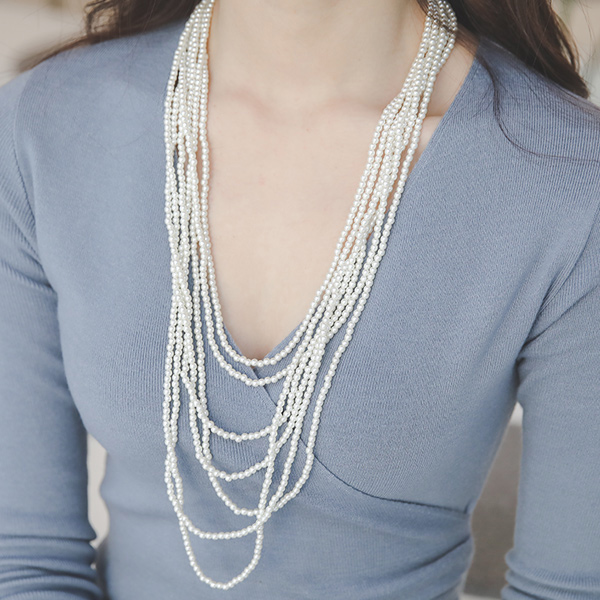 Classic Pearl layered Long Necklace