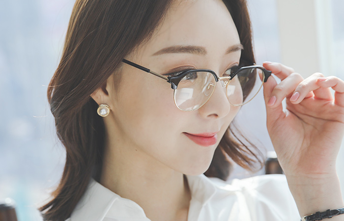 Gold Frame Glasses