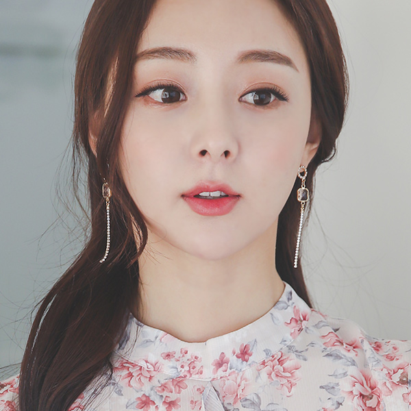 Cubic Drop Long Earring