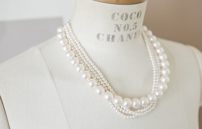 Bold Pearl layered Necklace