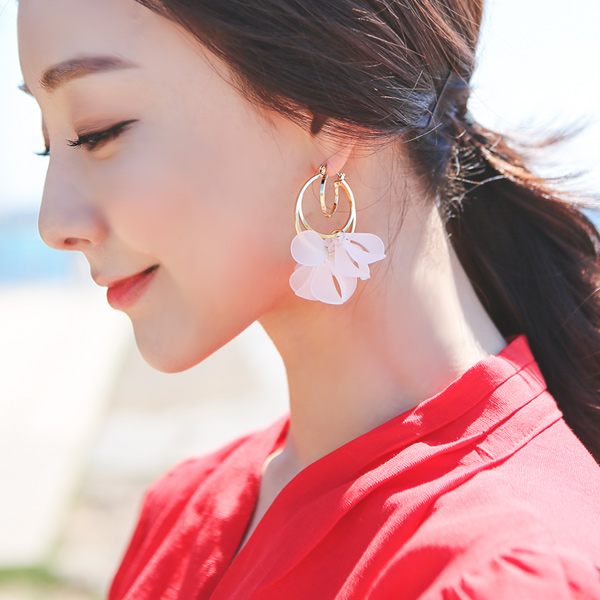 Hawaiian Wide Petals Earring