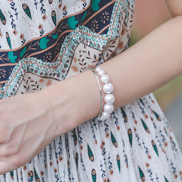 Pearl Layering Silver bracelet