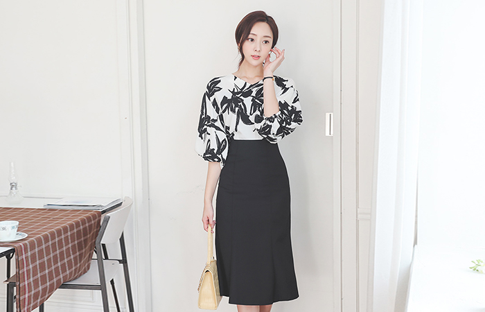 V-neck Banding Balloon Sleeve Printing Blouse