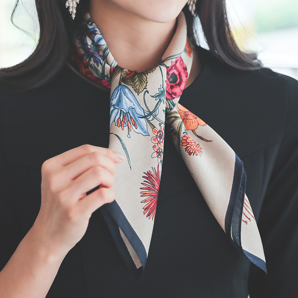 Natural Flower Patterns Scarf
