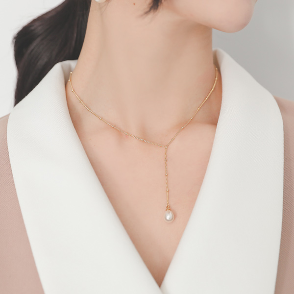 ELLE Tear Pearl Drop Y Necklace