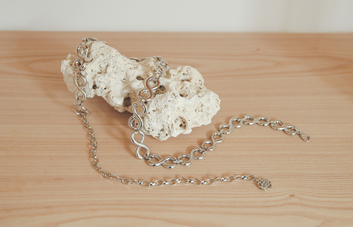 Ribbon Silver Chain Belt