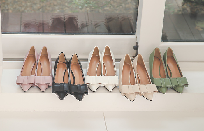 Rosy Ribbon Middle Pumps Heels