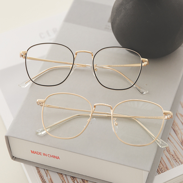 minimal Slim UV blocking Gold-Rimmed Glasses