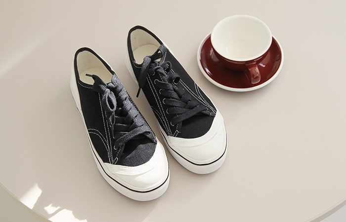 White Stitch 로우 Sneakers