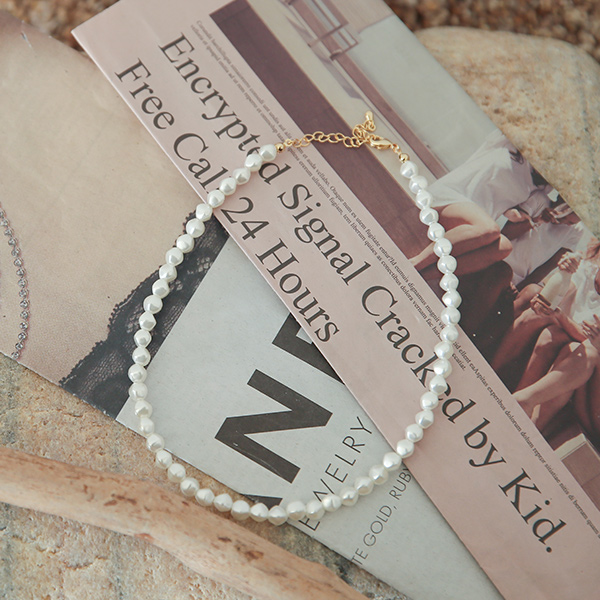 Mini Fresh-Water Pearl Simple Choker Necklace