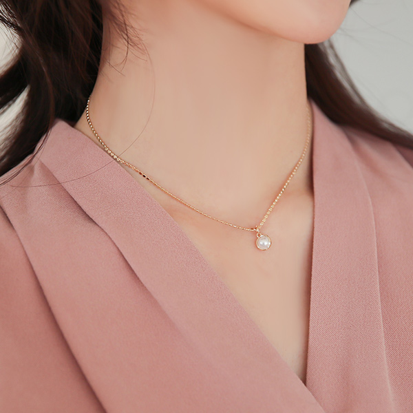 Daily Mini-Pearl Slim Gold Necklace