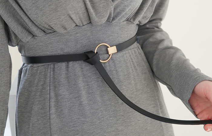 Matte Gold Round Buckle Belt