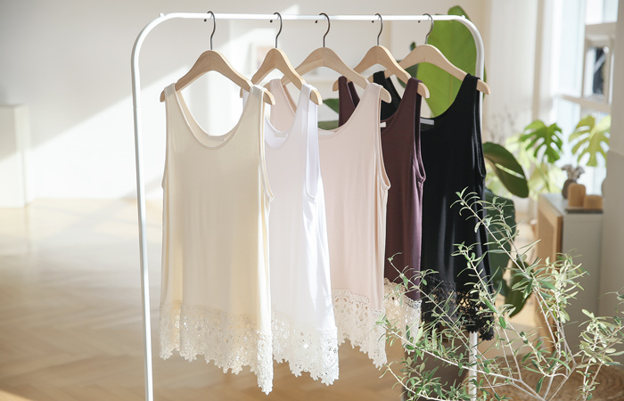 Clover Embroidery Lace Trimming Tencel Sleeveless shirts