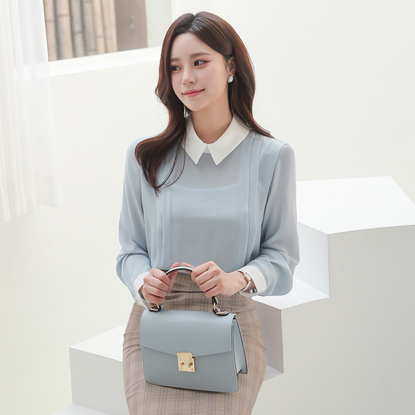 Flat Collar Color Combination Side Pintuck Blouse