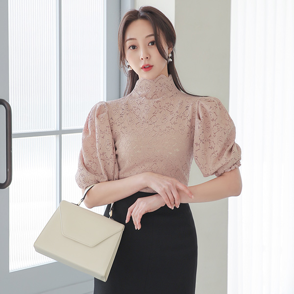 Volume Balloon Sleeves High-Neck Lace Blouse