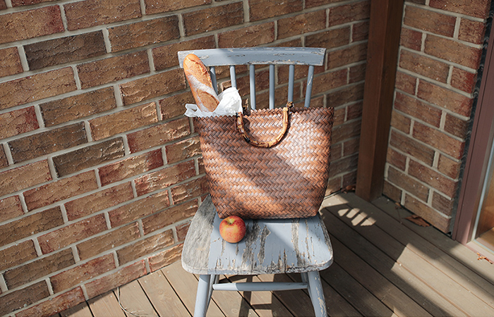 Natural Bamboo Handle Rattan bag