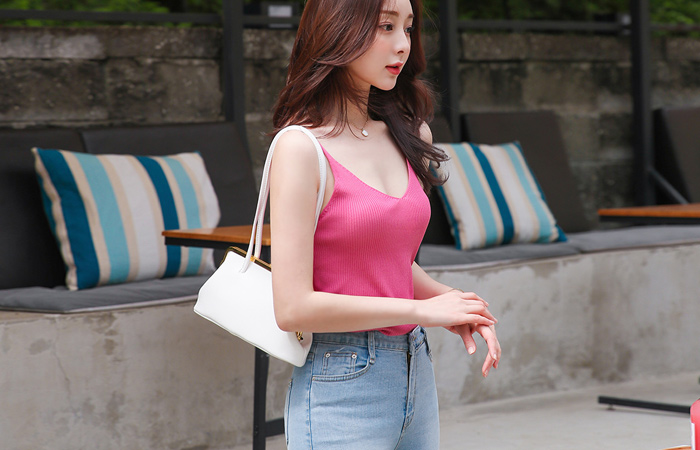V-Neck Slim Corduroy Sleeveless Knit T-shirt