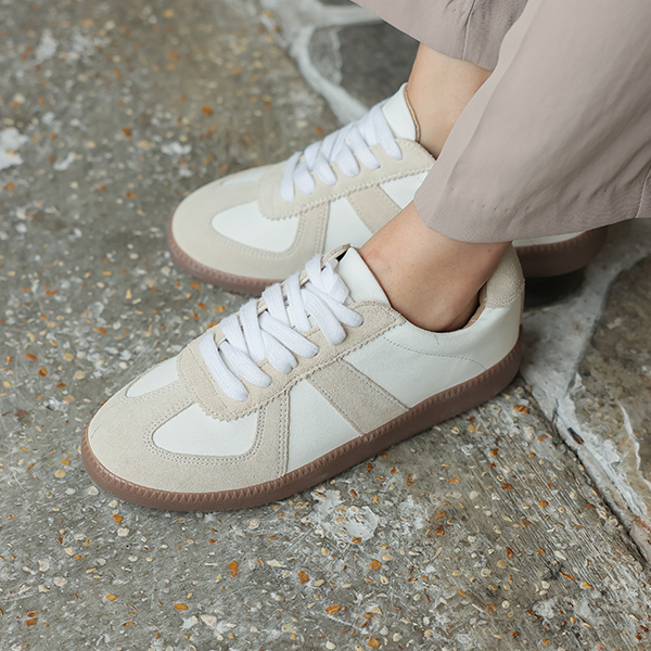 Leather Color Combination Daily Sneakers