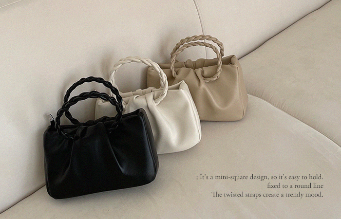 Rounding Twist Handle Shirring Tote bag