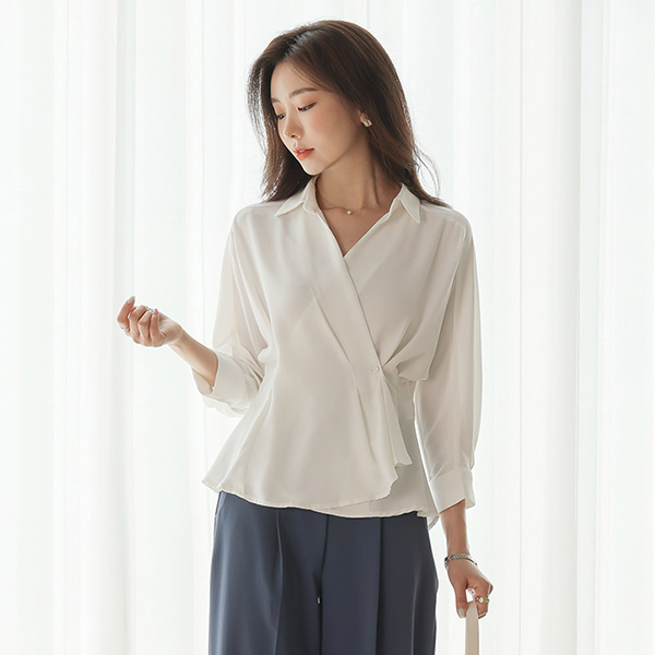 Open-Collar Office Peplum Blouse