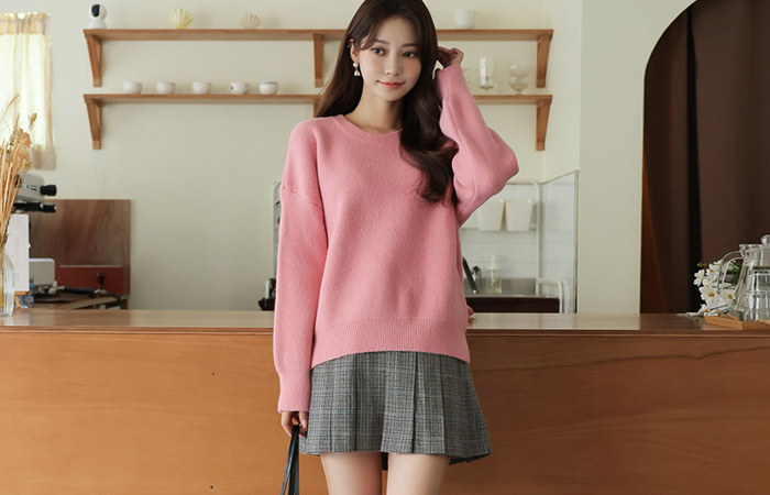 ODE Color Soft Round Wool Knit