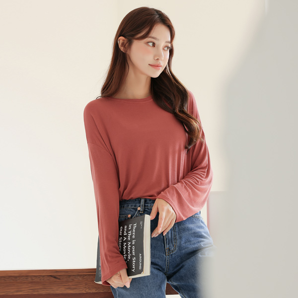 Soft Soft Tencel Side Slit T-shirt