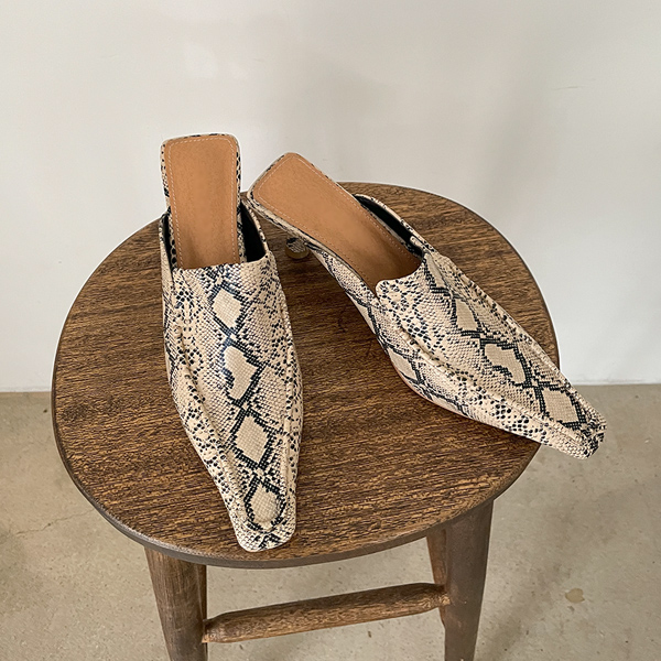 Chic Croaker Boat Style Mule Slipper Heels