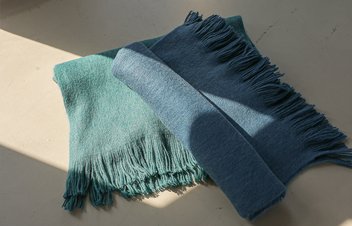 Lovely Creamy Color Point muffler