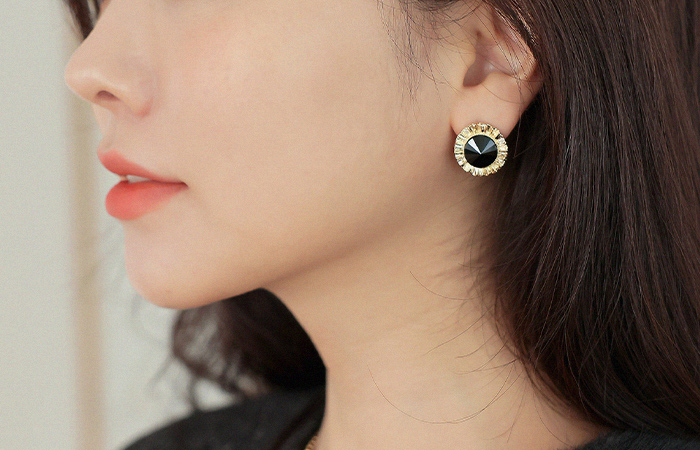 Holiday Diamond Bold Earring