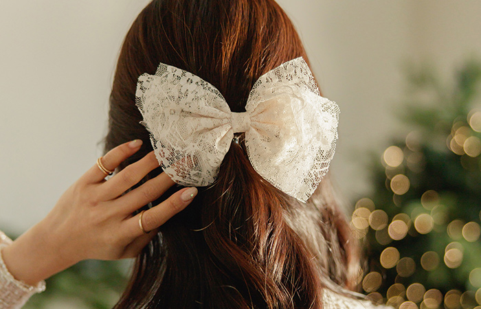 Flowy Ribbon Lace Hairpin