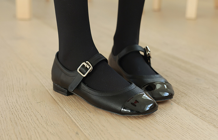 Mary-Jane Square Buckle Color Combination Flat shoes