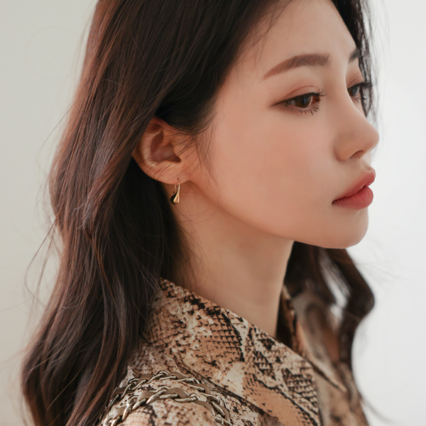 Water drop Gold Hook Earring