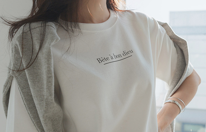 Simple Basic Lettering Round T-shirt