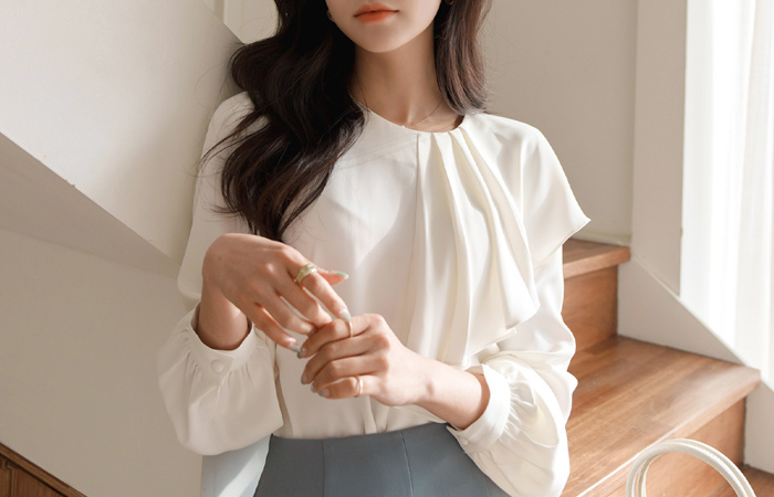 Romantic sweet Pintuck Frill Blouse