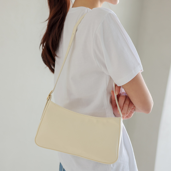 Rounding Square Simple Shoulder Bag