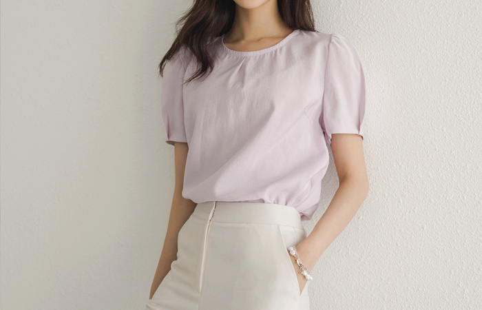 Simple One Pintuck Point Daily Blouse