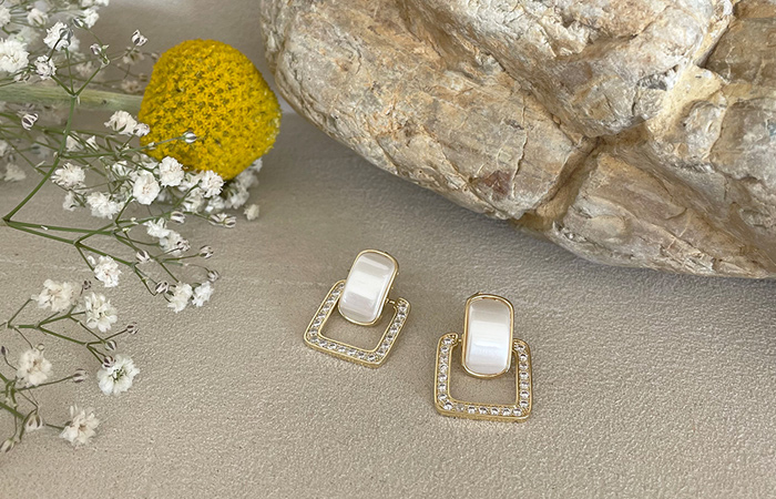 Square Cubic Point Earring