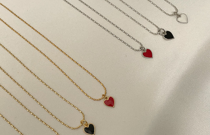 Simple Mini heart Color Point Necklace