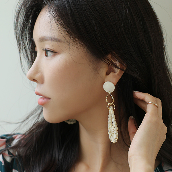 Mable Rattan Round Ring large Earring