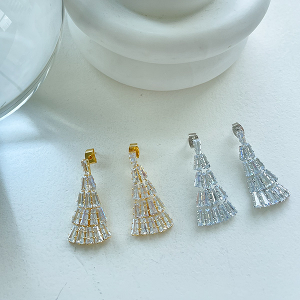 Luxury Shining Tree Point Earring