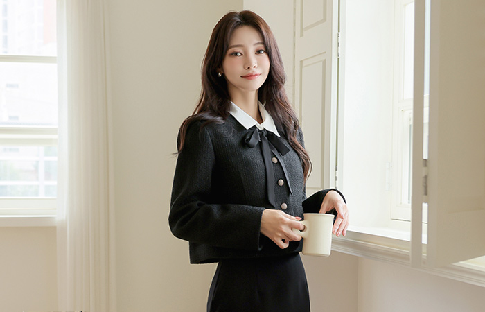 No-collar Tweed Crop Jacket