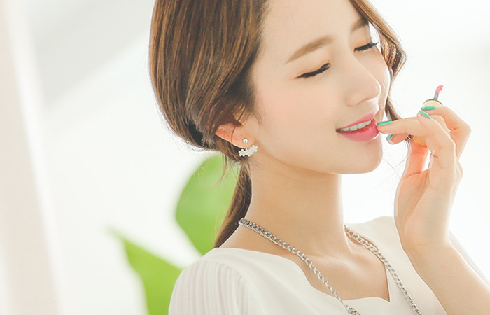 Flower earring duo