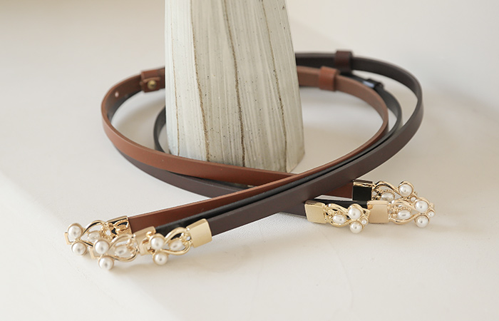 Clara pearl Cowhide Belt