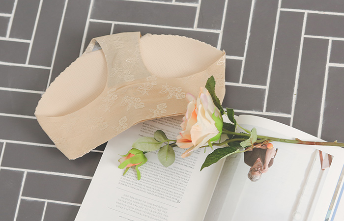 Race Volume Hip-up Panty