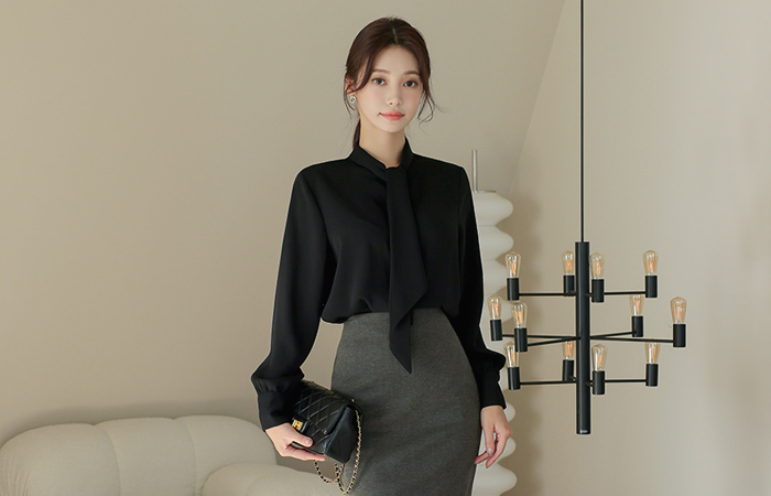 Two button Cuffs Tie Blouse