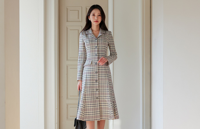 ODE Check Flared Collar Dress