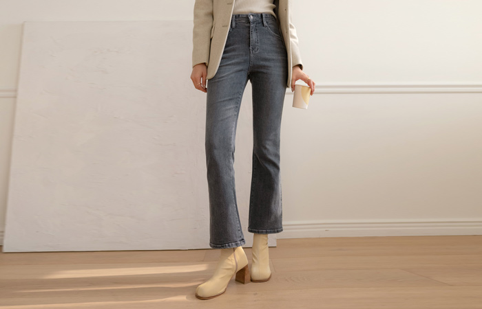 Vintage Mood Semi- Boot-Cut Span Denim Pants